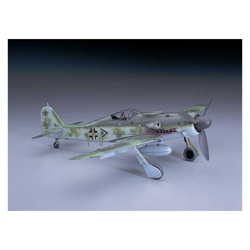 Kunststoffflugzeugmodell Focke Wulfe 190D-9 (ST19) 1/32 | Scientific-MHD