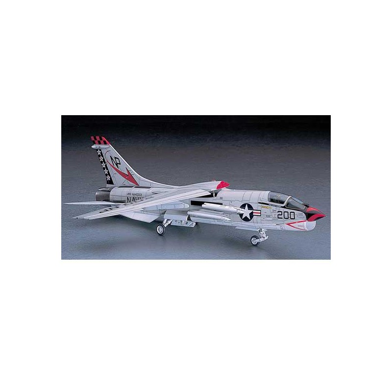F-8J Crusader 1/48 Plastikflugzeugmodell | Scientific-MHD