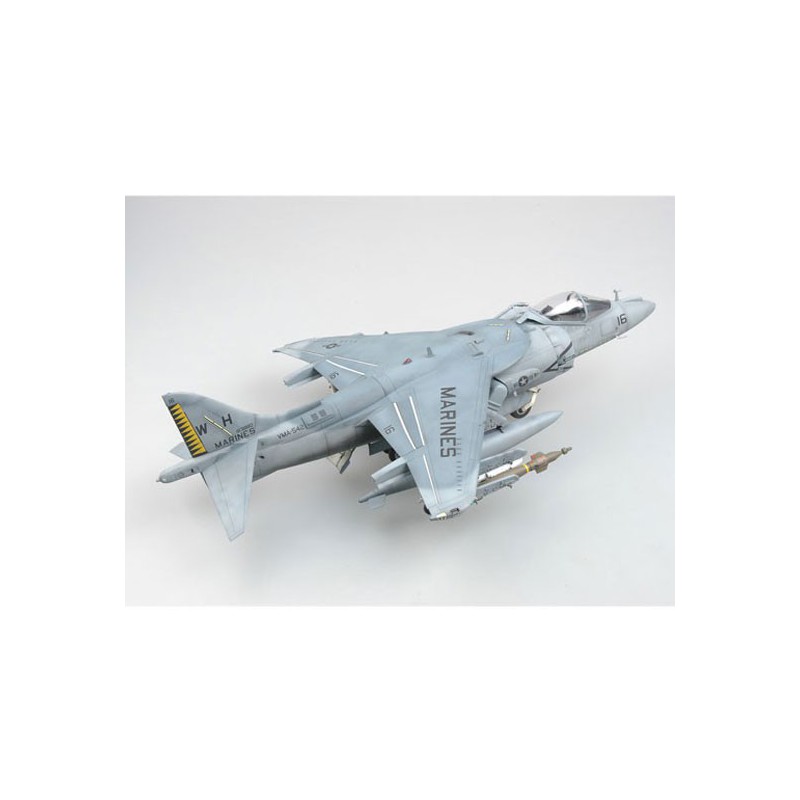Kunststoffebene Modell AV-8B Harrier II | Scientific-MHD