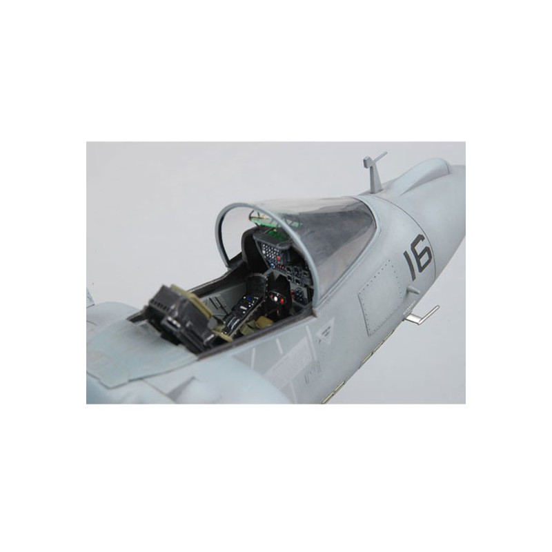 Kunststoffebene Modell AV-8B Harrier II | Scientific-MHD